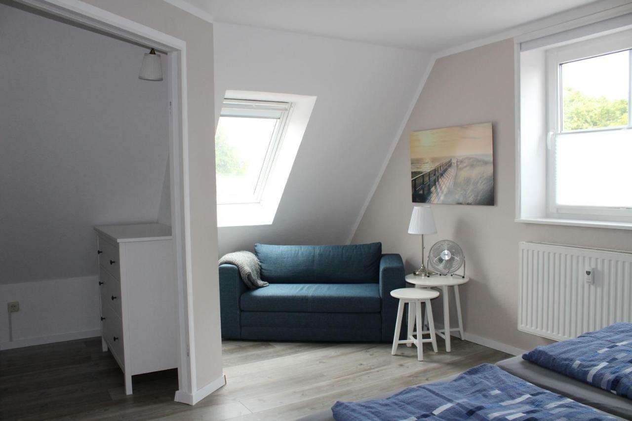 Op'N Doerp Apartments Barsbek Bagian luar foto